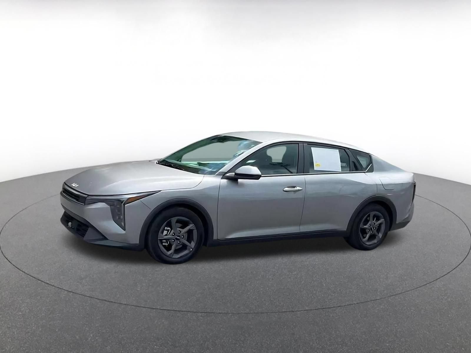 Used 2025 Kia K4 FWD image 7