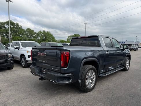 Used 2021 GMC Sierra 1500 Denali w/ Driver Alert Package II AWD/4WD image 4