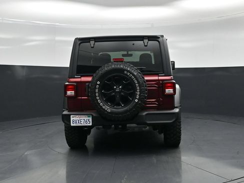 Used 2021 Jeep Wrangler Sport AWD/4WD image 21