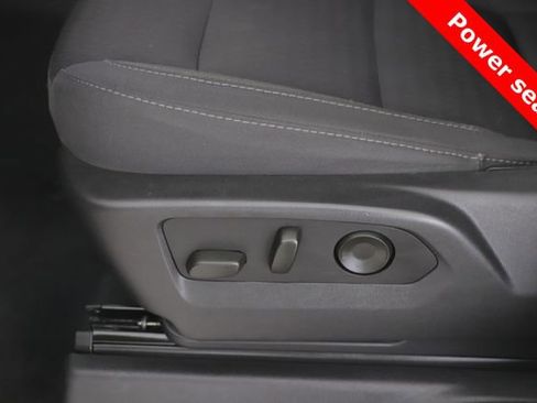 Used 2024 Chevrolet Silverado 2500 LT w/ Convenience Package image 18