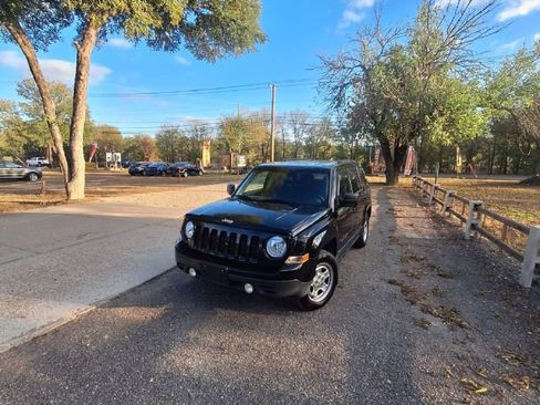 Used 2016 Jeep Patriot Sport w/ Power Value Group image 8