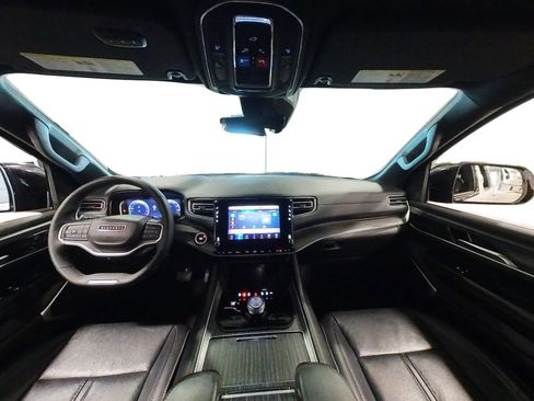 Used 2024 Jeep Wagoneer Series II w/ Flexible Seating Group image 46