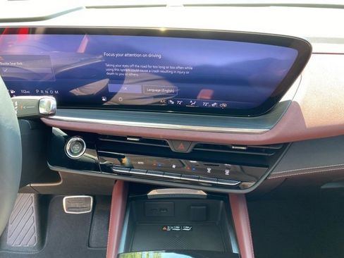 New 2025 Buick Envision Sport Touring image 18