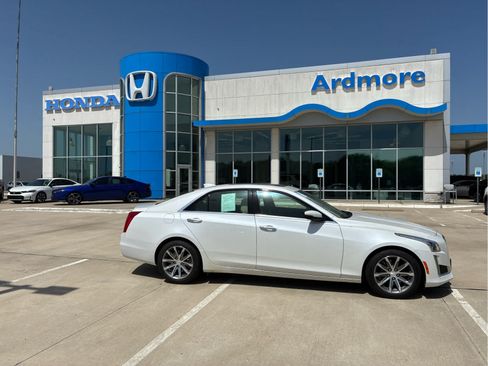 Used 2016 Cadillac CTS Luxury RWD image 1
