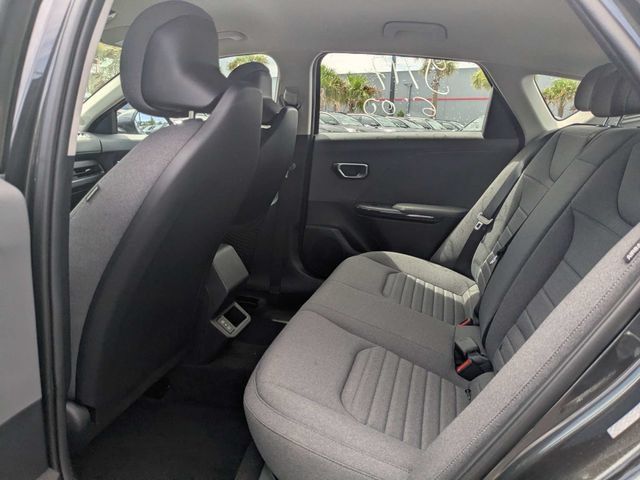Used 2025 Kia K4 EX FWD image 12