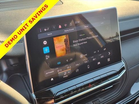 New 2026 Jeep Compass Latitude image 5