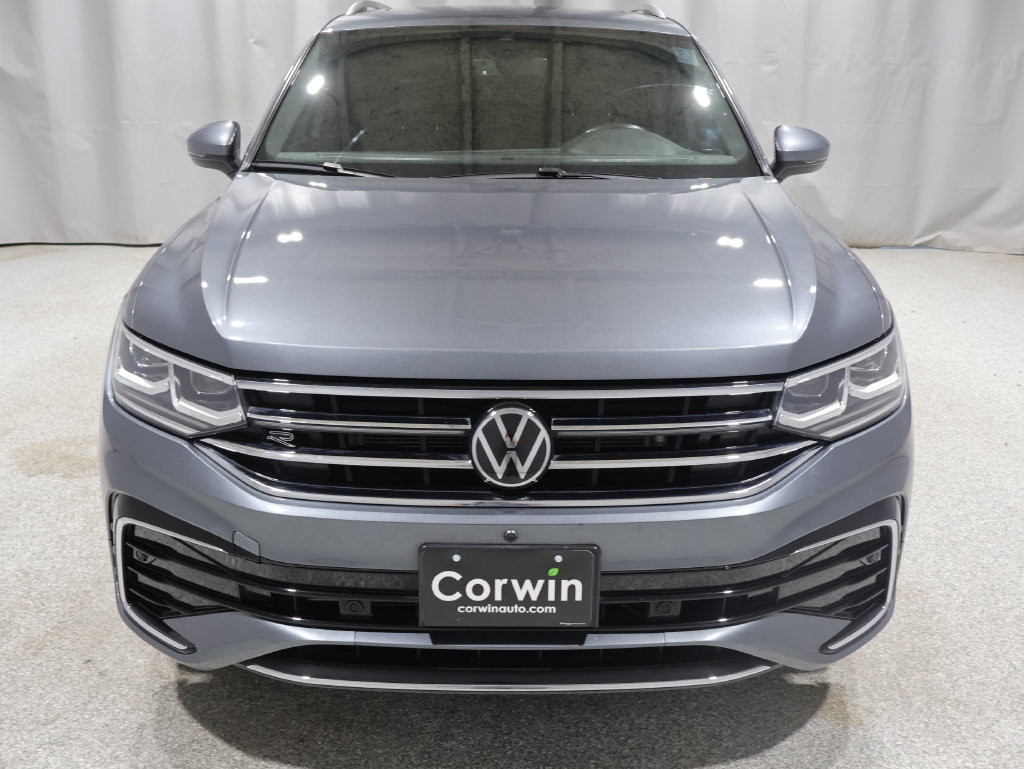 Used 2024 Volkswagen Tiguan SEL R-Line AWD/4WD image 7