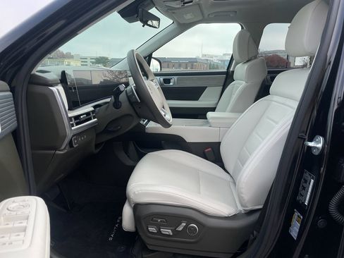 Used 2025 Hyundai Santa Fe Calligraphy image 12