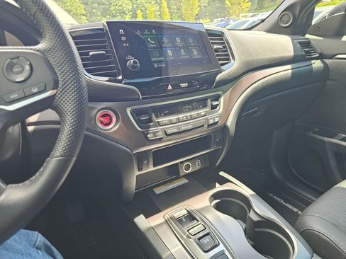 Used 2023 Honda Passport EX-L image 29