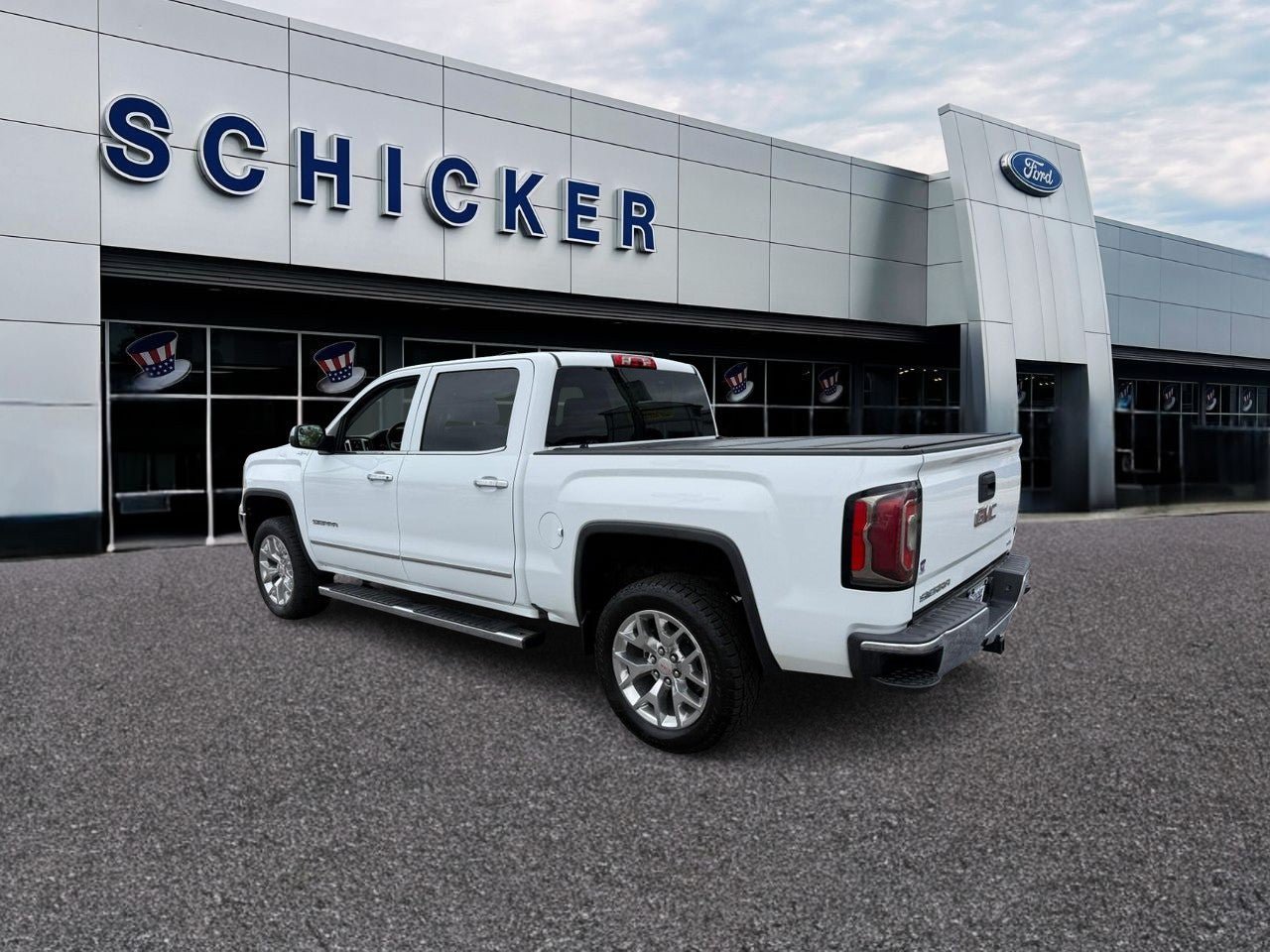 Used 2016 GMC Sierra 1500 SLT w/ SLT Premium Package AWD/4WD image 3