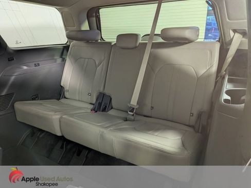 Used 2018 Ford Expedition Limited w/ Equipment Group 301A AWD/4WD image 43
