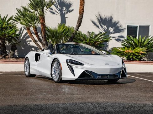 New 2026 McLaren Artura Spider image 29