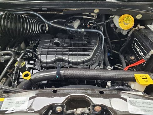 Used 2017 Dodge Grand Caravan SE w/ Power Window Group FWD image 30