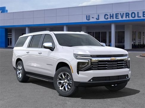 New 2025 Chevrolet Suburban Premier image 7