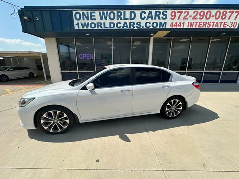 Used 2015 Honda Accord Sport image 2
