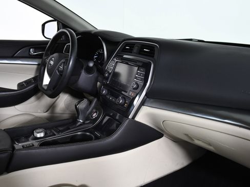Used 2019 Nissan Maxima 3.5 SL w/ Floor Mat Group image 27