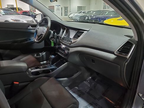 Used 2018 Hyundai Tucson SEL image 14