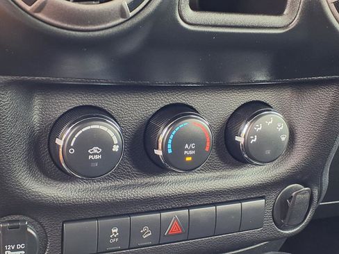 Used 2017 Jeep Wrangler Unlimited Sport image 9