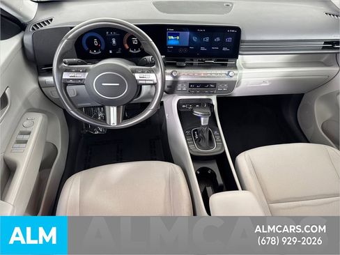 Used 2025 Hyundai Kona SEL image 27