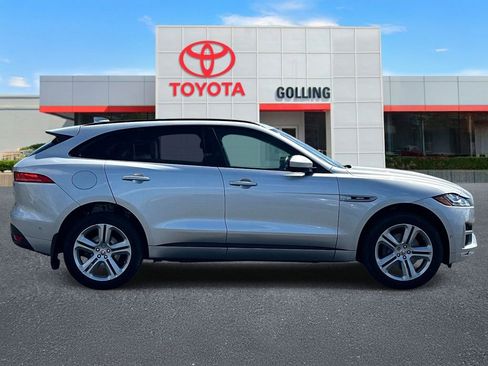 Used 2018 Jaguar F-PACE R-Sport AWD/4WD image 6