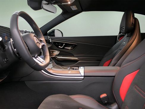 Used 2025 Mercedes-Benz CLE 53 AMG 4MATIC Cabriolet image 20