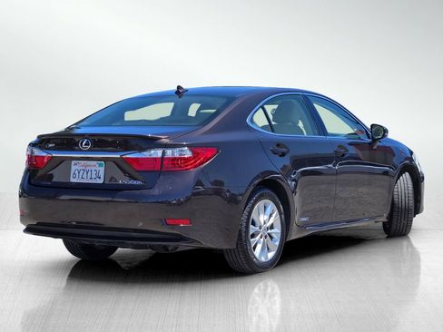 Used 2013 Lexus ES 300h w/ Luxury Pkg FWD image 5