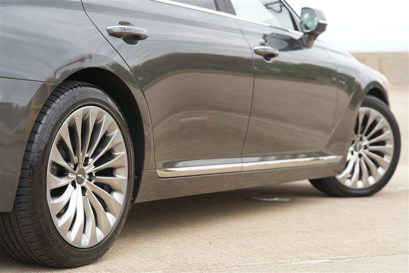 Used 2019 Genesis G90 5.0 Ultimate RWD image 23