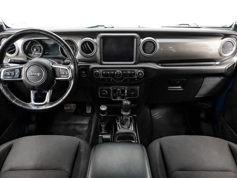 Used 2020 Jeep Wrangler Unlimited Sahara AWD/4WD image 11