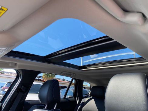 Used 2025 MAZDA CX-50 AWD 2.5 S w/ Premium Package image 30