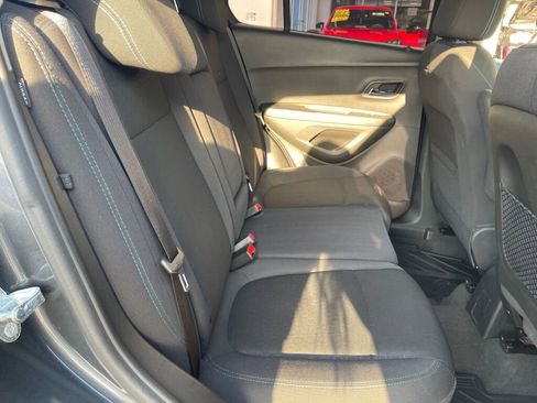 Used 2016 Chevrolet Trax LS w/ LPO, Protection Package FWD image 26