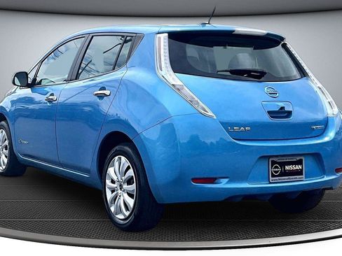 Used 2013 Nissan Leaf S w/ Charger Pkg FWD image 5