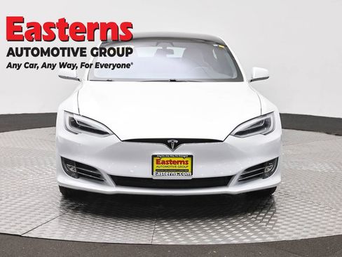 Used 2019 Tesla Model S Long Range AWD/4WD image 2