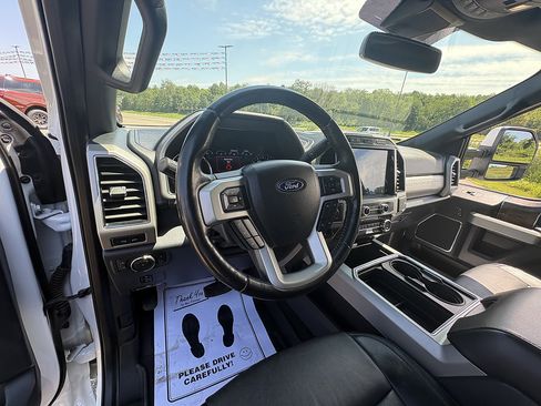 Used 2022 Ford F250 Lariat AWD/4WD image 30