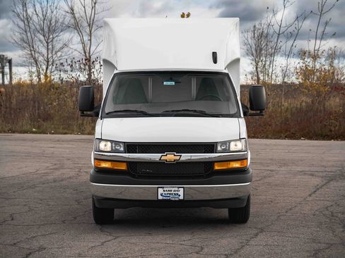 New 2025 Chevrolet Express 3500 w/ Power Convenience Package image 2