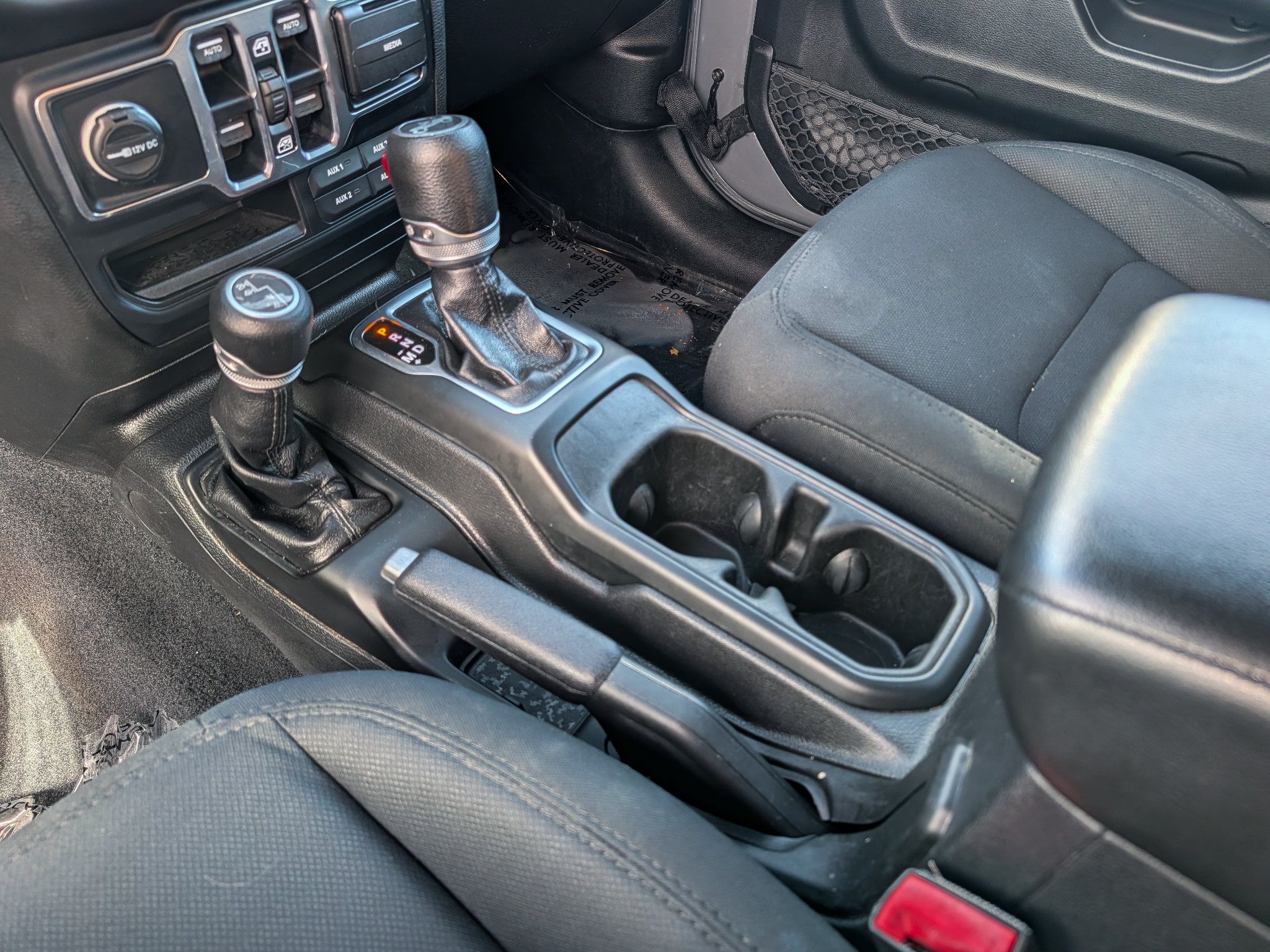 Used 2019 Jeep Wrangler Unlimited Sport S AWD/4WD image 23