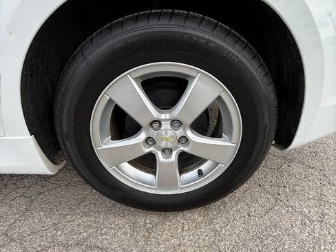 Used 2014 Chevrolet Cruze LT w/ All-Star Edition FWD image 25