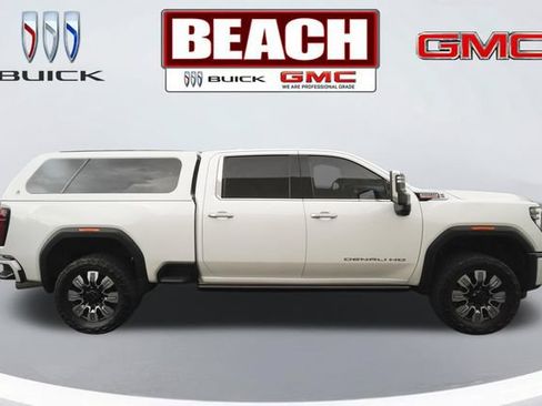 Used 2025 GMC Sierra 2500 Denali w/ Denali Reserve Package AWD/4WD image 2
