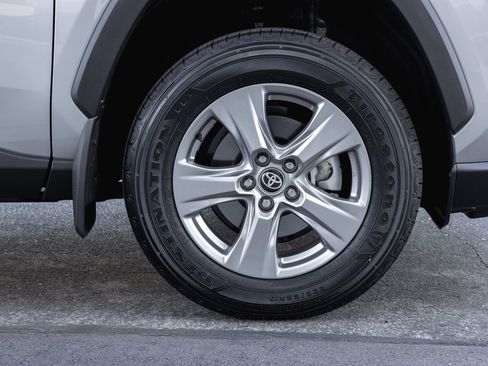 Certified 2025 Toyota RAV4 XLE w/ Convenience Package image 4