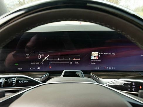 Used 2026 Cadillac Escalade Luxury w/ Touring Package image 35