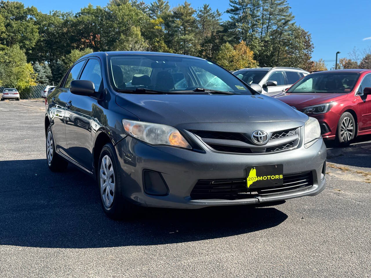 Used 2011 Toyota Corolla LE FWD image 2