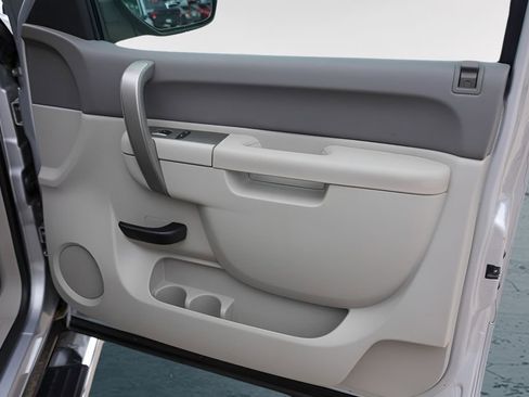 Used 2013 Chevrolet Silverado 1500 LT RWD image 25