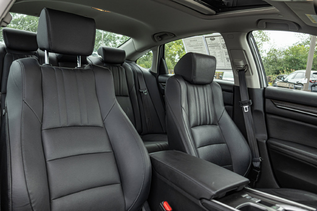 Used 2019 Honda Accord EX-L image 34