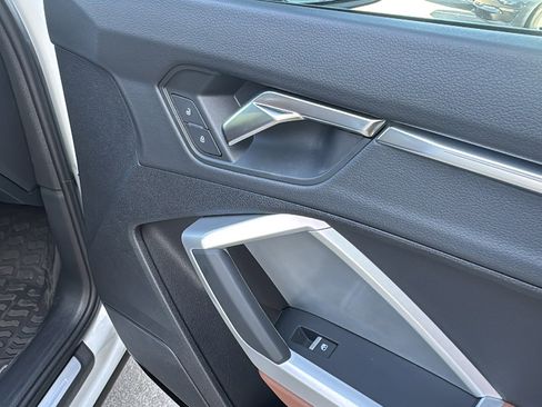 Used 2025 Audi Q3 2.0T Premium Plus image 31