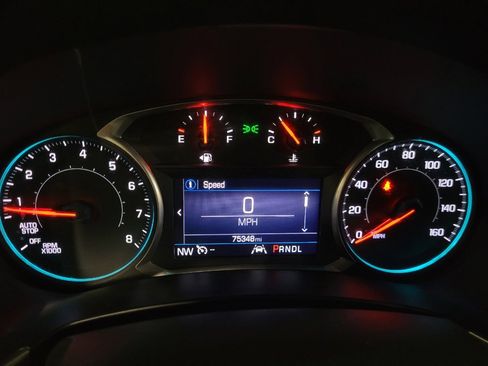 Used 2021 Chevrolet Equinox LT w/ Driver Convenience Package FWD image 23