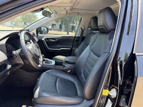 Used 2022 Toyota RAV4 XLE Premium FWD image 26