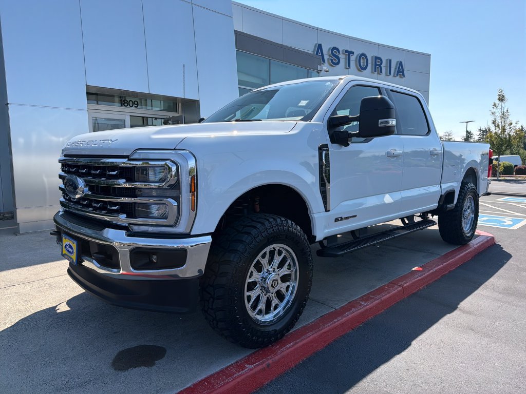 Used 2025 Ford F350 Lariat w/ Camper Package AWD/4WD image 8