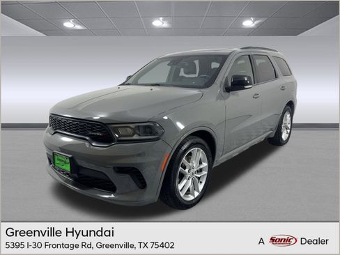 Used 2024 Dodge Durango GT image 1
