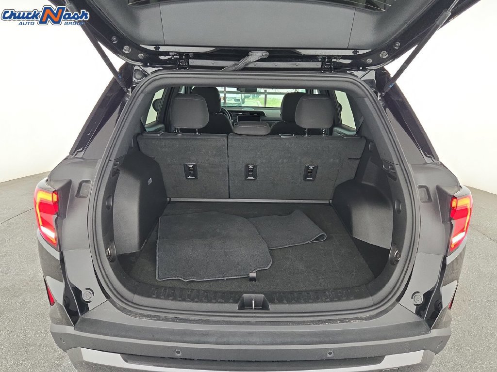 Used 2025 GMC Terrain Elevation AWD/4WD image 30