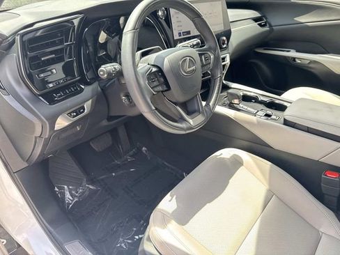 Certified 2023 Lexus RX 350 Premium w/ Cold Area Package AWD/4WD image 21