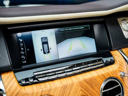 Used 2019 Rolls-Royce Cullinan image 47